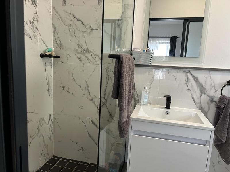 1 Bedroom Property for Sale in Sandown Western Cape